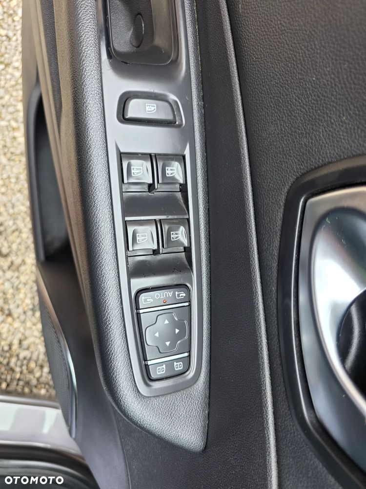 Renault Captur ENERGY TCe 90 Start&Stop Luxe - 25