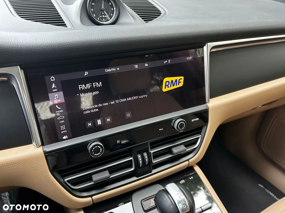 Porsche Macan Standard - 28