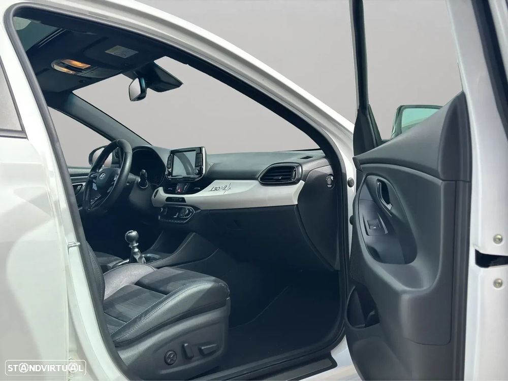 Hyundai i30 N 2.0 T-GDi Pack Performance - 21