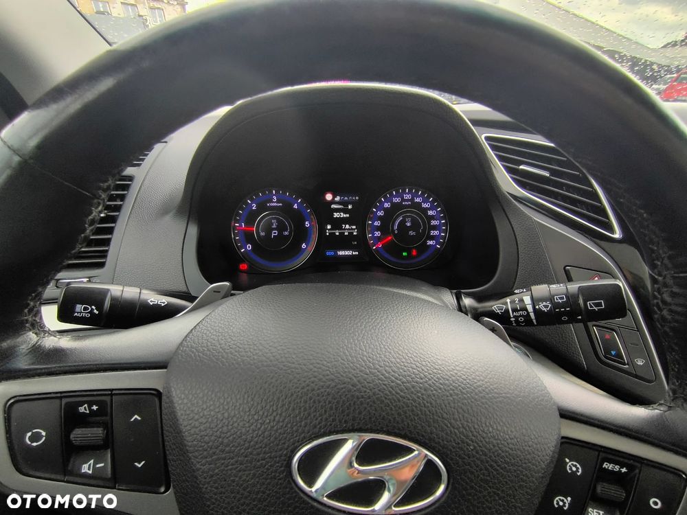 Hyundai i40 1.7 CRDi Premium DCT - 12