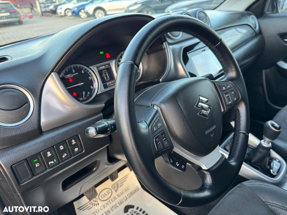 Suzuki Vitara 1.6 DDIS 4X4 Luxus - 18