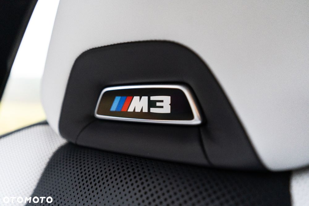 BMW M3 Competition M xDrive - 26