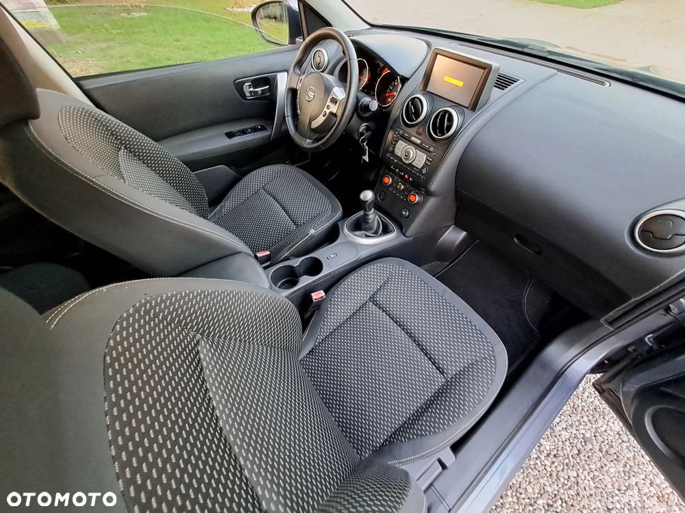 Nissan Qashqai - 22