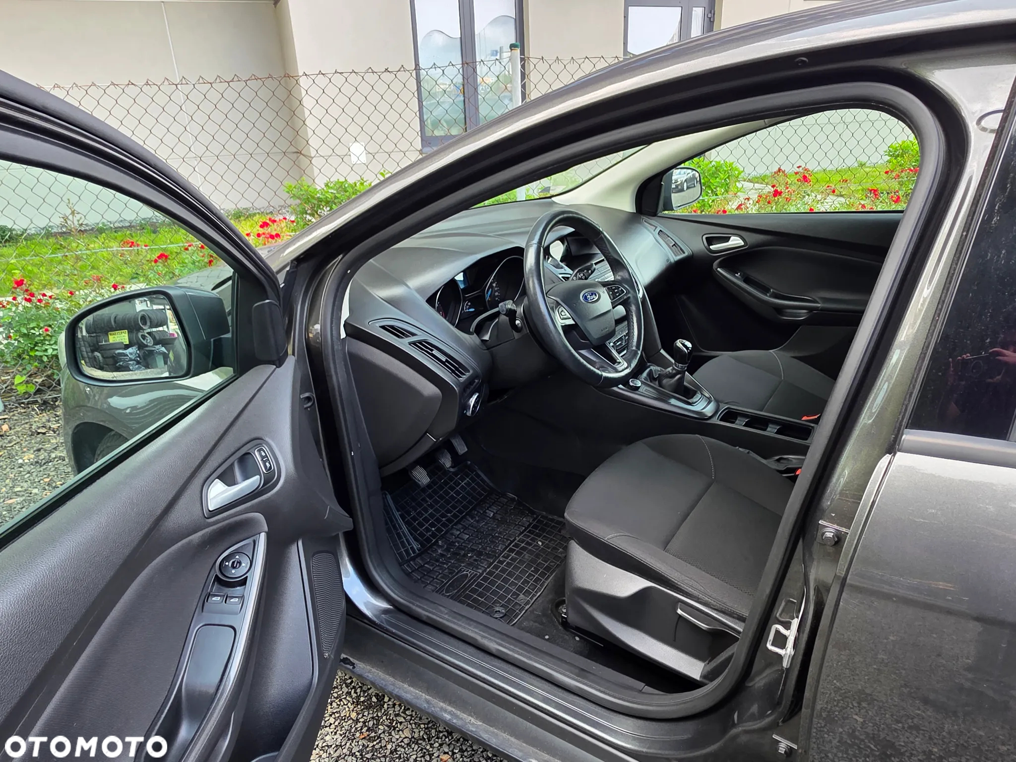 Ford Focus 1.6 Trend - 4