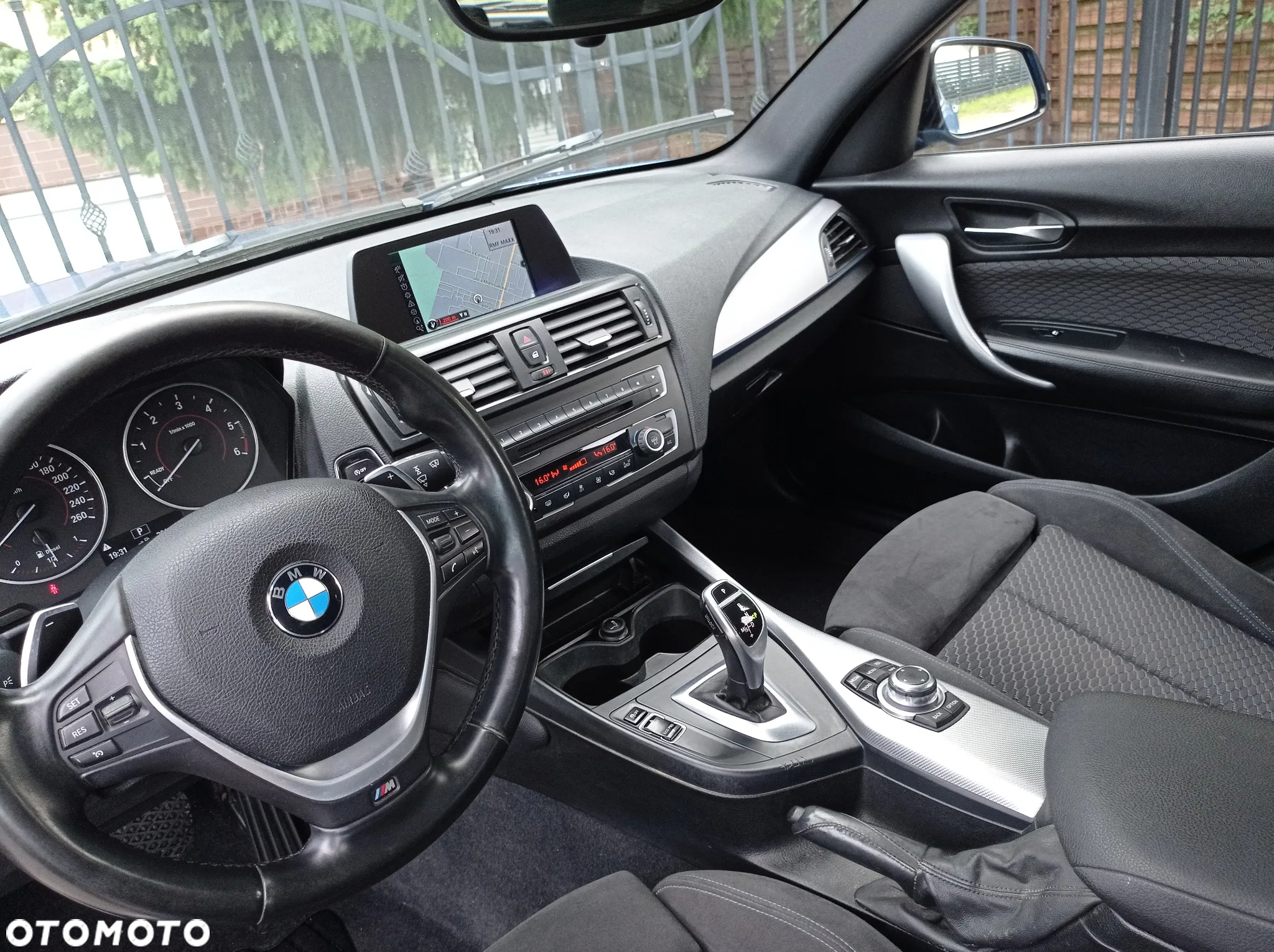 BMW Seria 1 120d Sport-Aut - 9