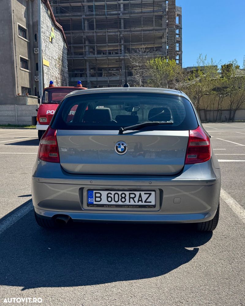 BMW Seria 1 116d - 4