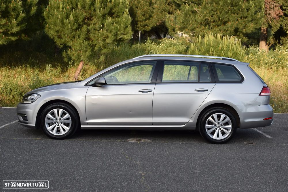 VW Golf Variant 1.6 TDi Confortline - 41