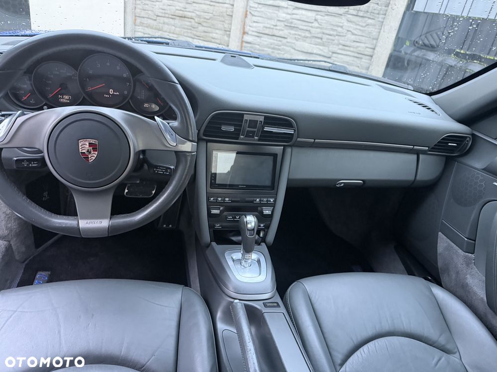 Porsche 911 - 8
