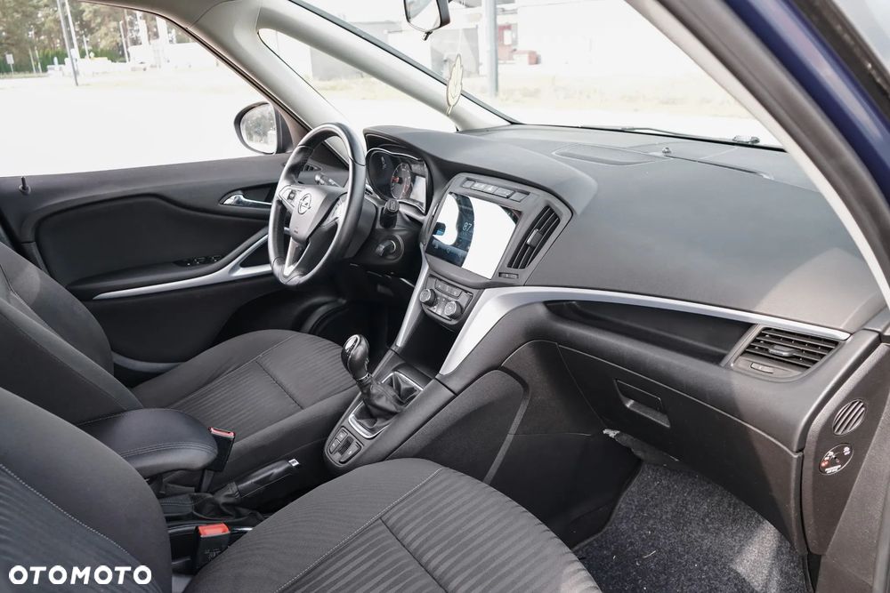 Opel Zafira - 20