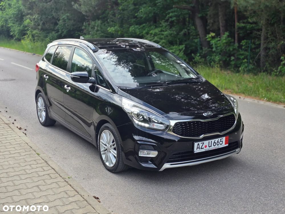 Kia Carens 1.7 CRDi L 7os - 12