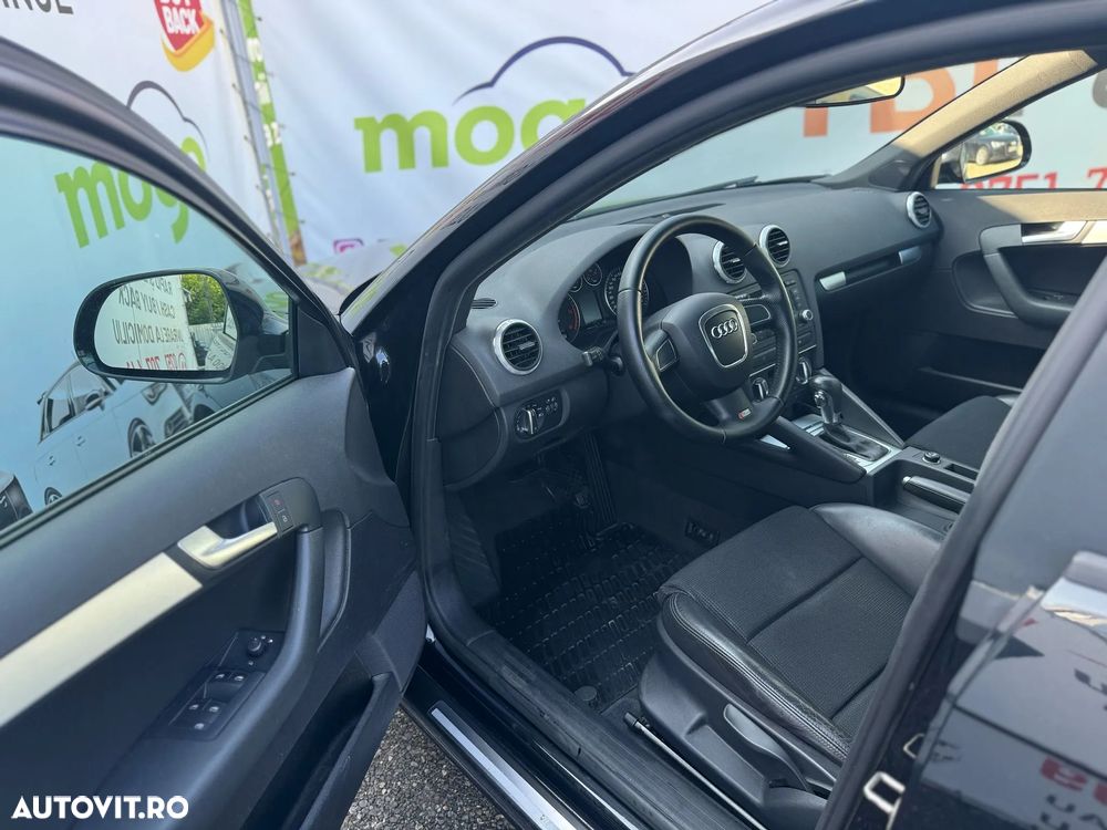 Audi A3 2.0 TDI Sportback DSG Ambiente - 24