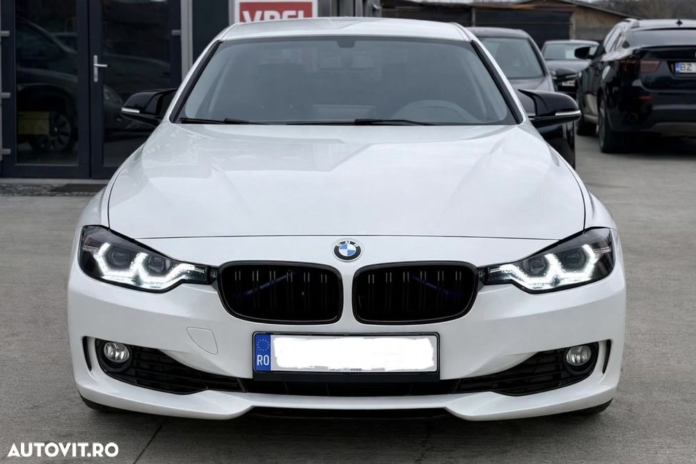 BMW Seria 3 320d Efficient Dynamic Edition Sport-Aut. Sport Line - 3