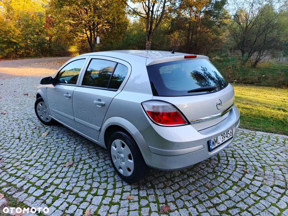 Opel Astra - 37