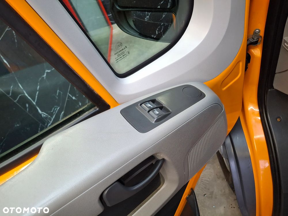 Fiat Ducato Doka Brygadówka Skrzynia Plandeka Oświetlenie Ostrzegawcze Pomarańczowy Służba Drogowa Autostradowa Hak 2010 Rok Ogrzewanie Postojowe Webasto - 16