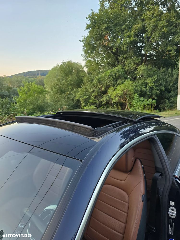 Mercedes-Benz C - 21