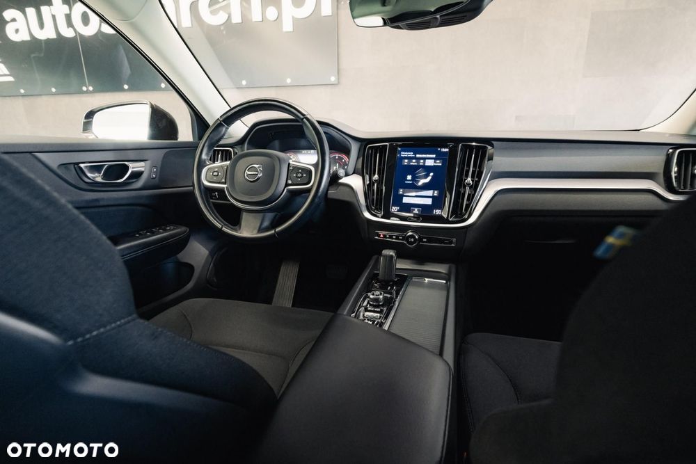 Volvo V60 B4 D Momentum Pro - 17