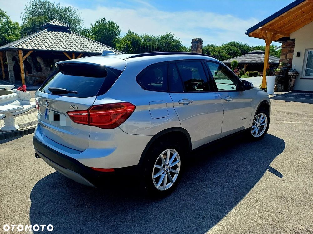BMW X1 sDrive18d Sport Line sport - 6