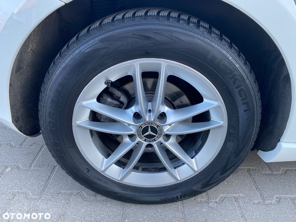 Mercedes-Benz Klasa A 180 d Style - 12