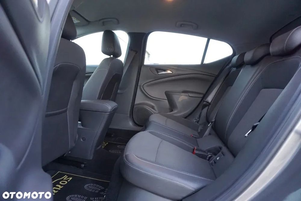 Opel Astra 1.0 Turbo Start/Stop Business - 35