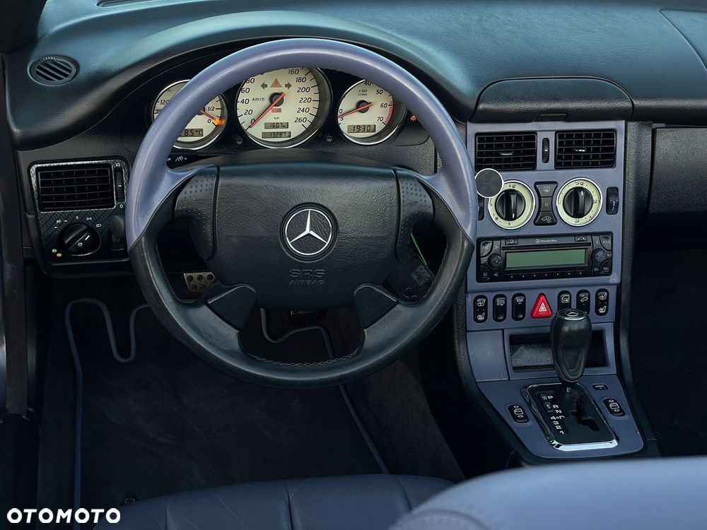 Mercedes-Benz SLK - 15