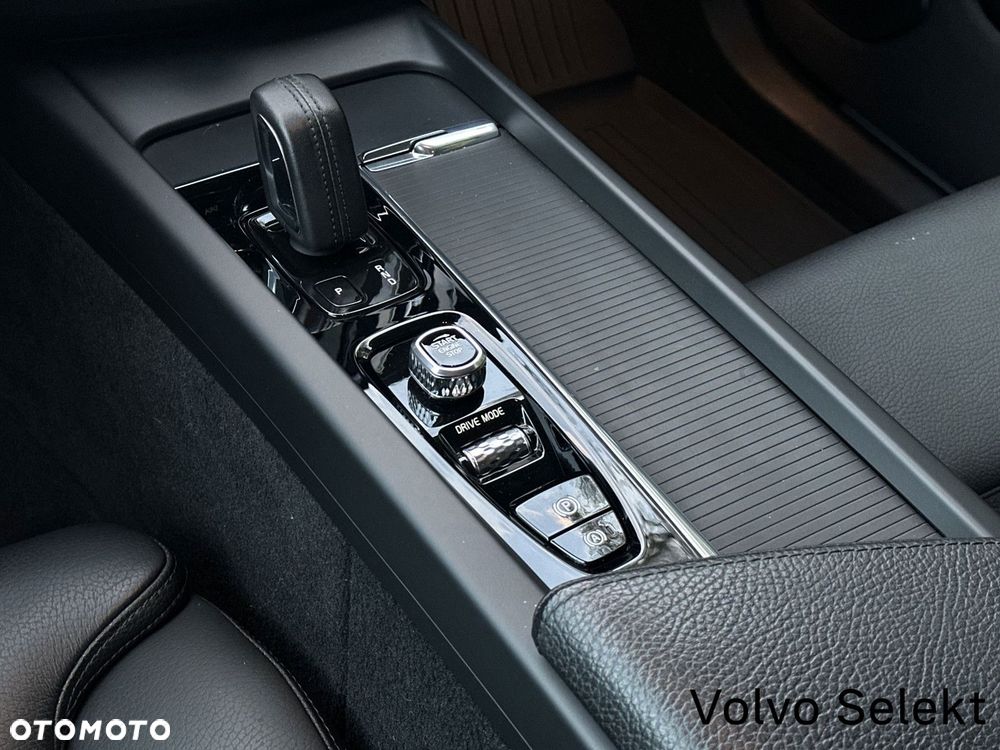Volvo XC 60 - 16