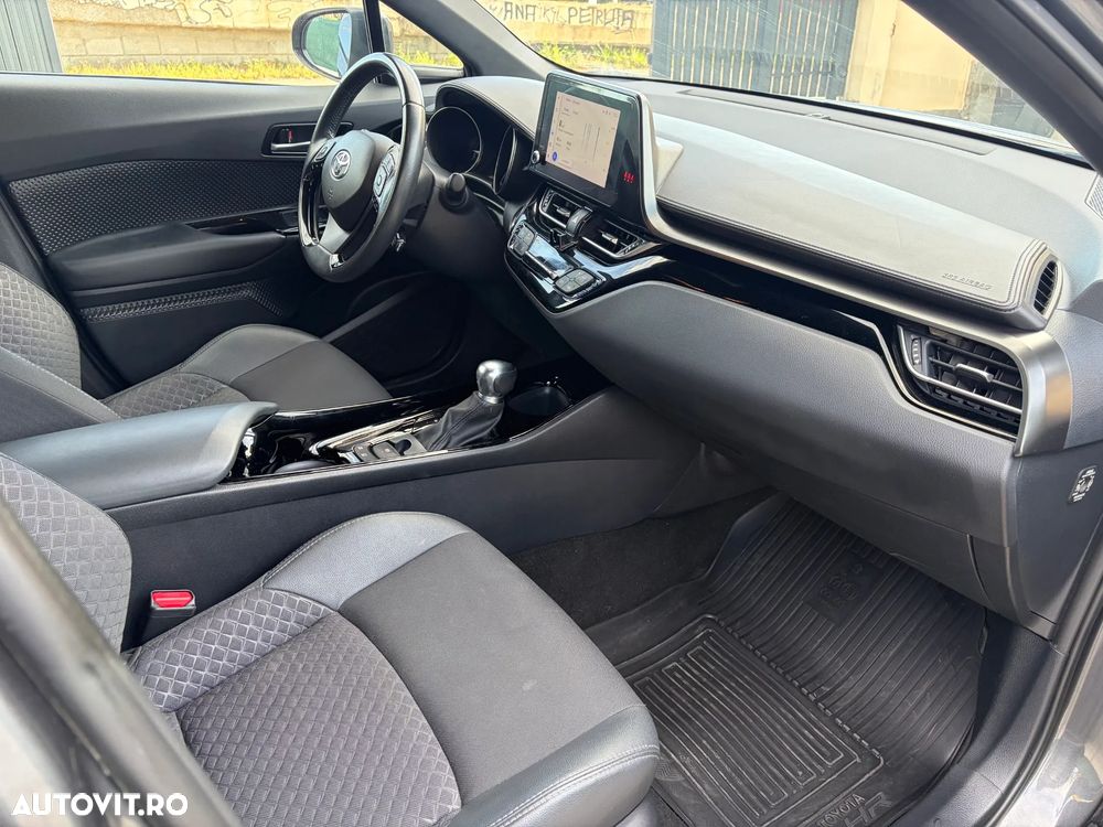 Toyota C-HR Business-Edition - 8