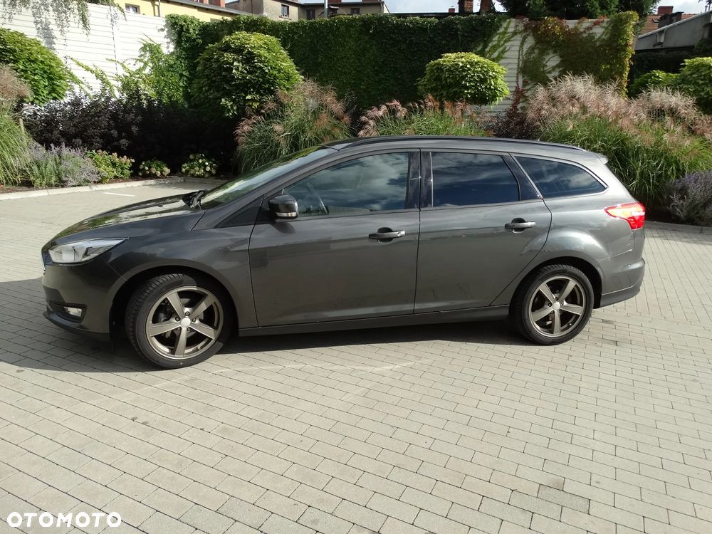 Ford Focus 1.0 EcoBoost Edition - 19