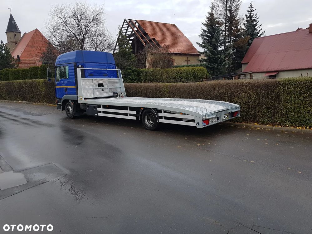 najazd ZABUDOWA DAF VOLVO FL midlum kunice - 3