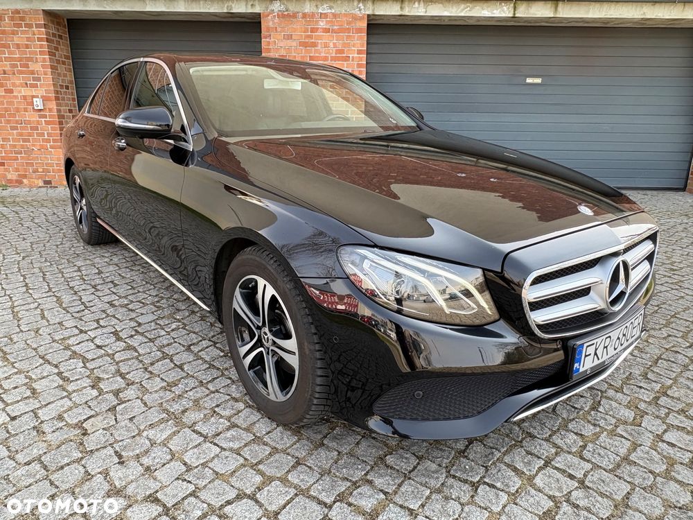 Mercedes-Benz Klasa E 200 4Matic 9G-TRONIC Avantgarde - 5