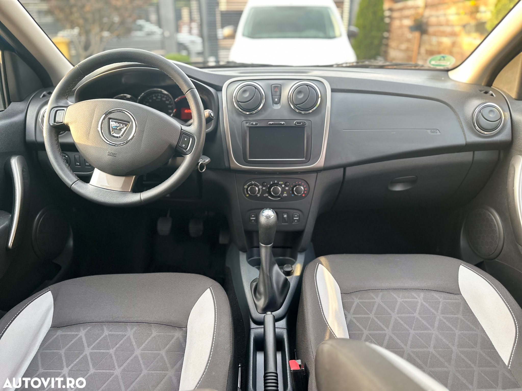 Dacia Sandero 0.9 Stepway - 8