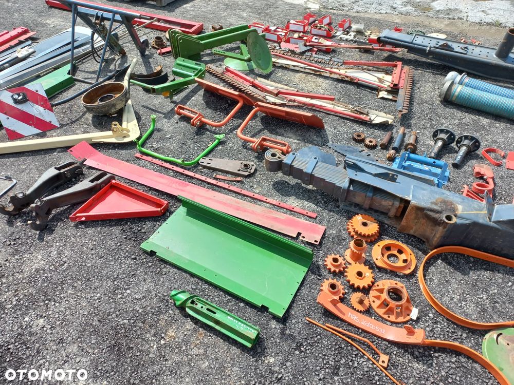 Most tył do kombajnu,Dyszel do przyczepy,prasy,talerzówki,sztywny,173-0020-002,ośka,rama kuhn master,belka tylna do kombajnu,zwolnica,ramiona tuza,tuz na tył,wąż ssąco tłoczący,rozlewak,tarczki wysiewu,bima sea90 przystawka pompy odbioru mocy,mf32,lawerda,case,prasa galigani,gaspardo,wałki,koła zębate,rolka zwijająca john deere,394488 hydac,cewka,17111041 przekładnia rozsiewacza amazone,osłona kosy,1896130 boczek podwójny,2896130 sprężyna podbieracza,403600 neymeyer,200447 stabilizator valtra,amd 3091300 tuba teleskopowa amazone,g19204000 redlica,1320-03-02.01-2R' silnik hydrauliczny paszowozu kuhn - 3