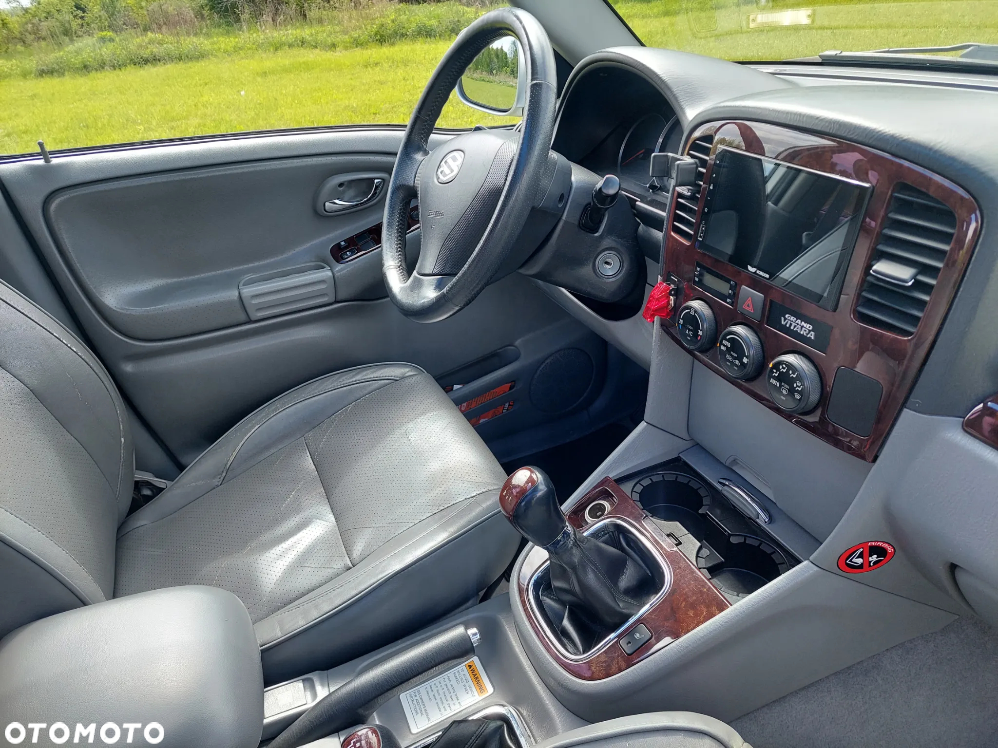 Suzuki Grand Vitara 2.7 V6 - 14