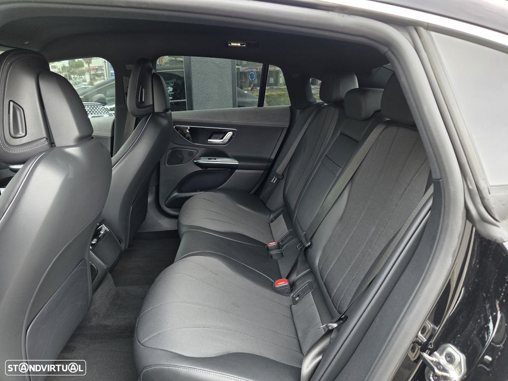 Mercedes-Benz EQE 300 Edition Electric Art - 23