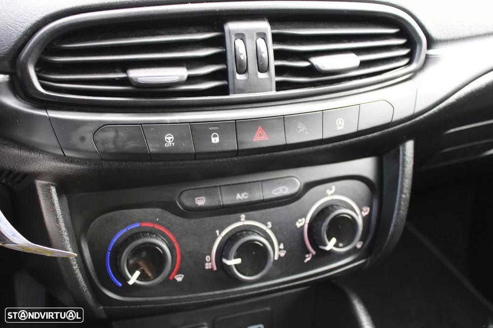 Fiat Tipo Station Wagon 1.3 M-Jet Mirror - 25