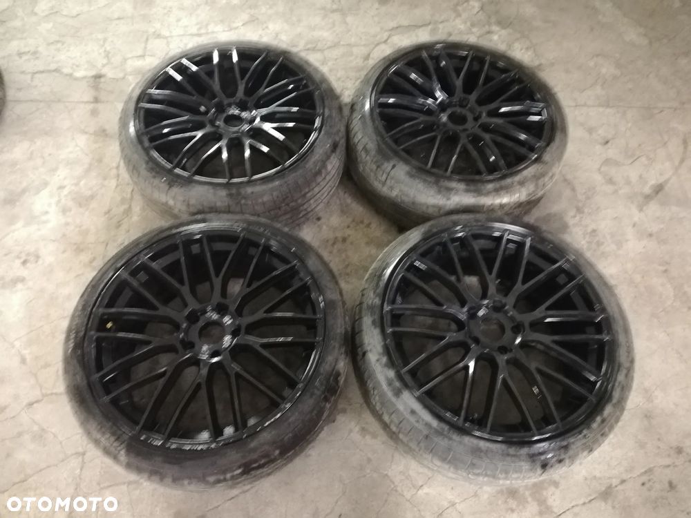 Felgi Audi Q7 R22 ET45 10J 5X130 - 2