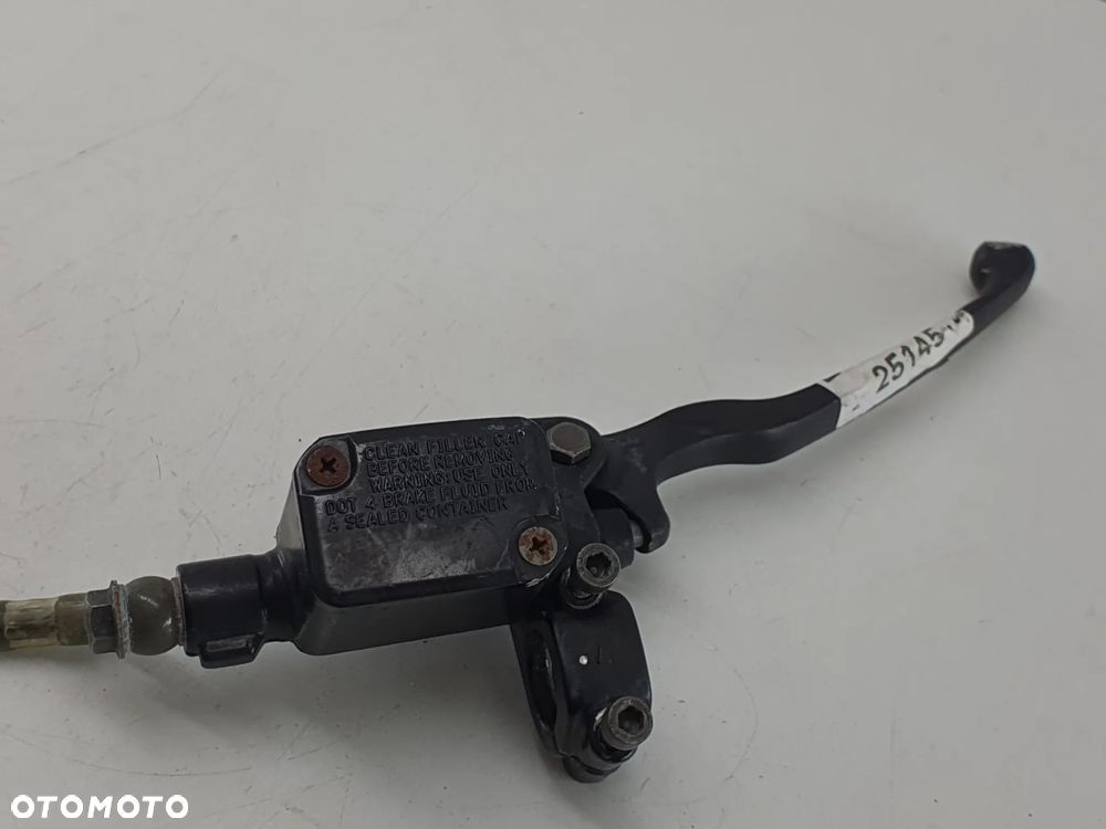 E-MAX 90S POMPA HAMULCA PRZÓD M1 - 8