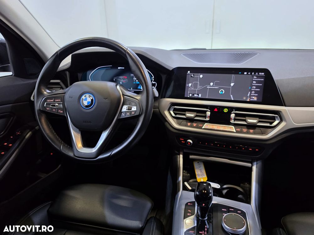 BMW Seria 3 320e Aut. Advantage - 7