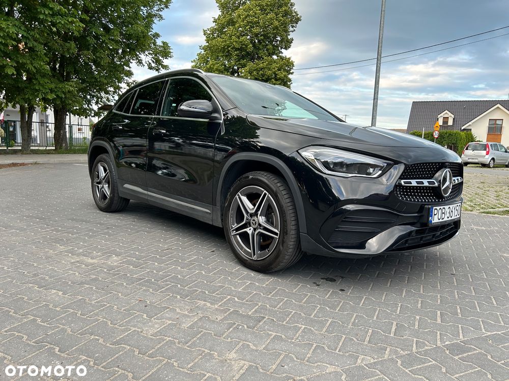 Mercedes-Benz GLA 250 e 8G-DCT AMG Line - 3