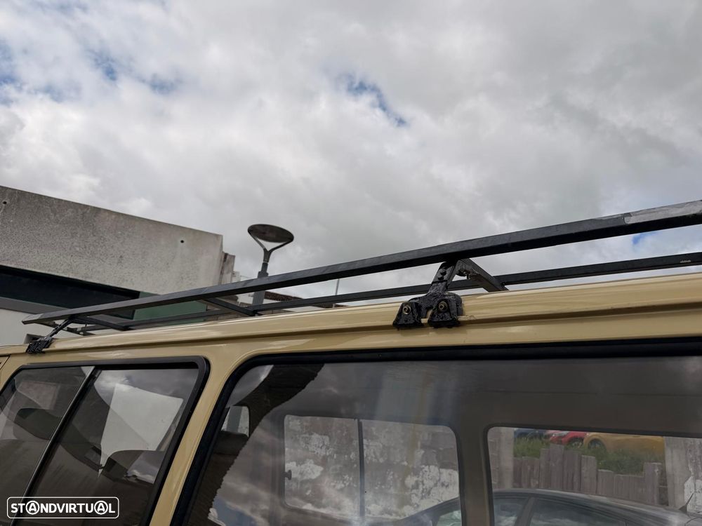 Toyota HiAce - 17