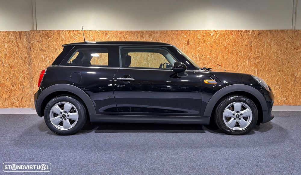 MINI 3 Portas One D - 5