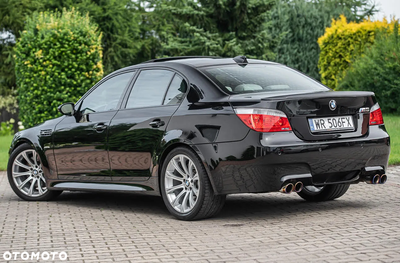 BMW M5 Standard - 2