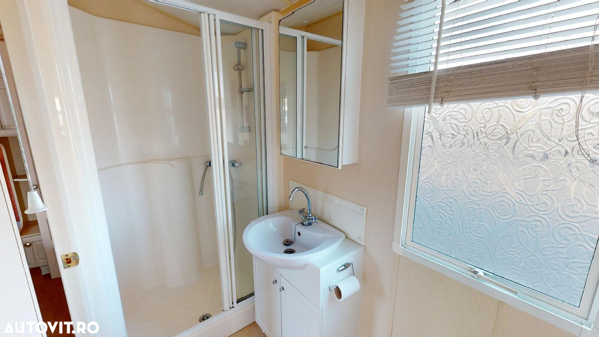 Alta Casă mobilă Willerby Granada CM65 | 11 x 3.7 m | 2 dormitoare și 1 baie - 7