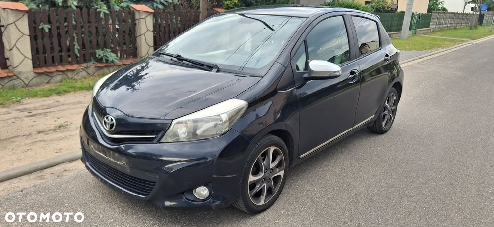 Toyota Yaris - 1