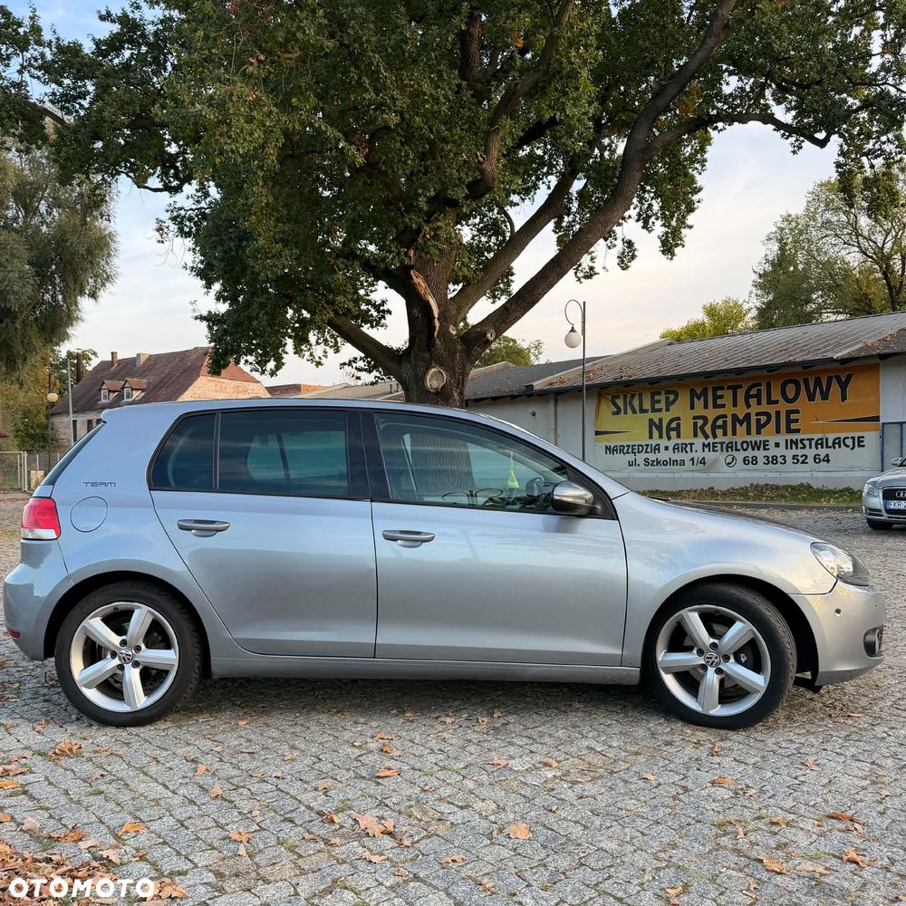 Volkswagen Golf - 14