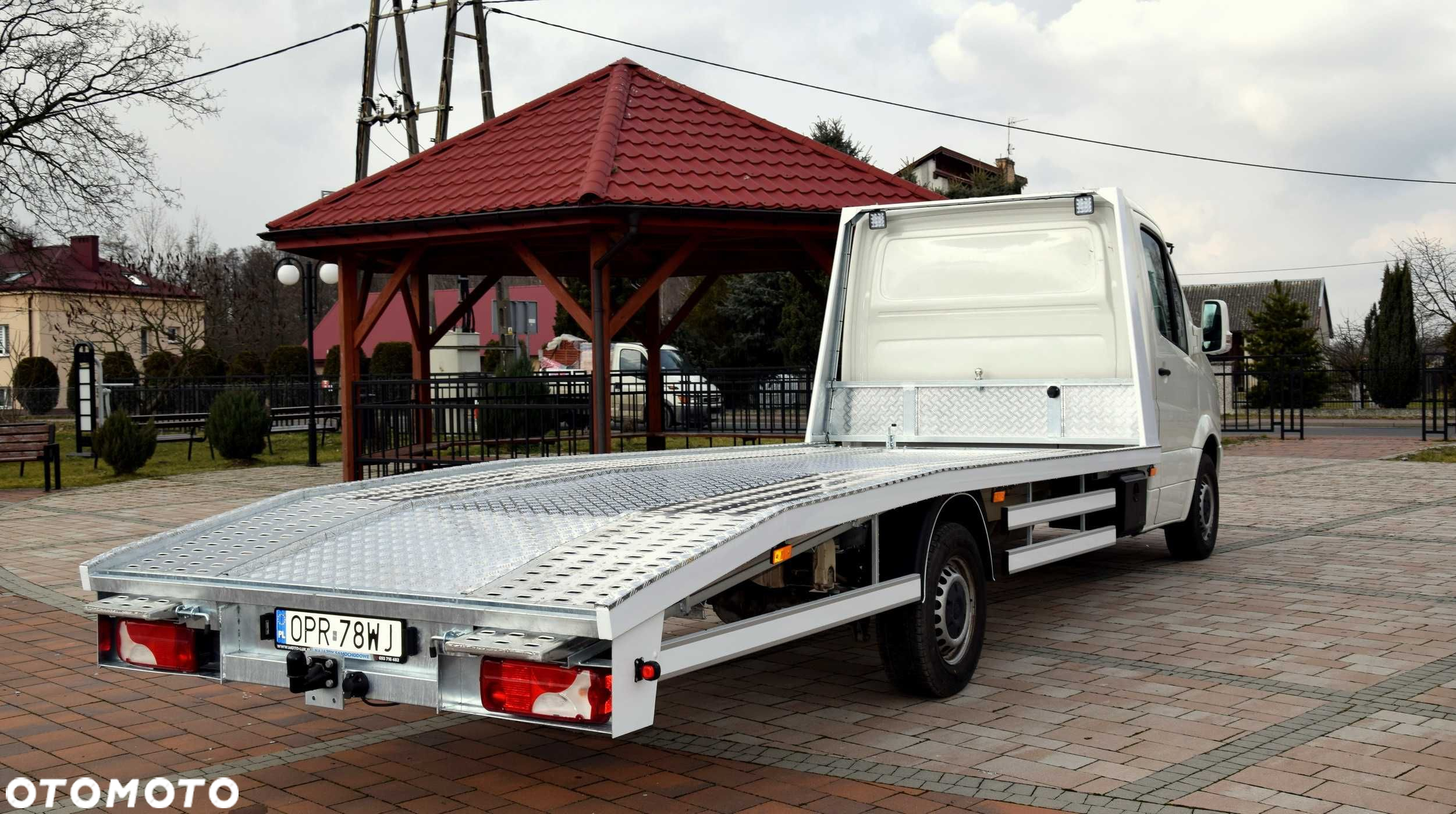 Mercedes Sprinter zabudowa laweta najazd stalowo aluminiowy MOTO-LUK - 8