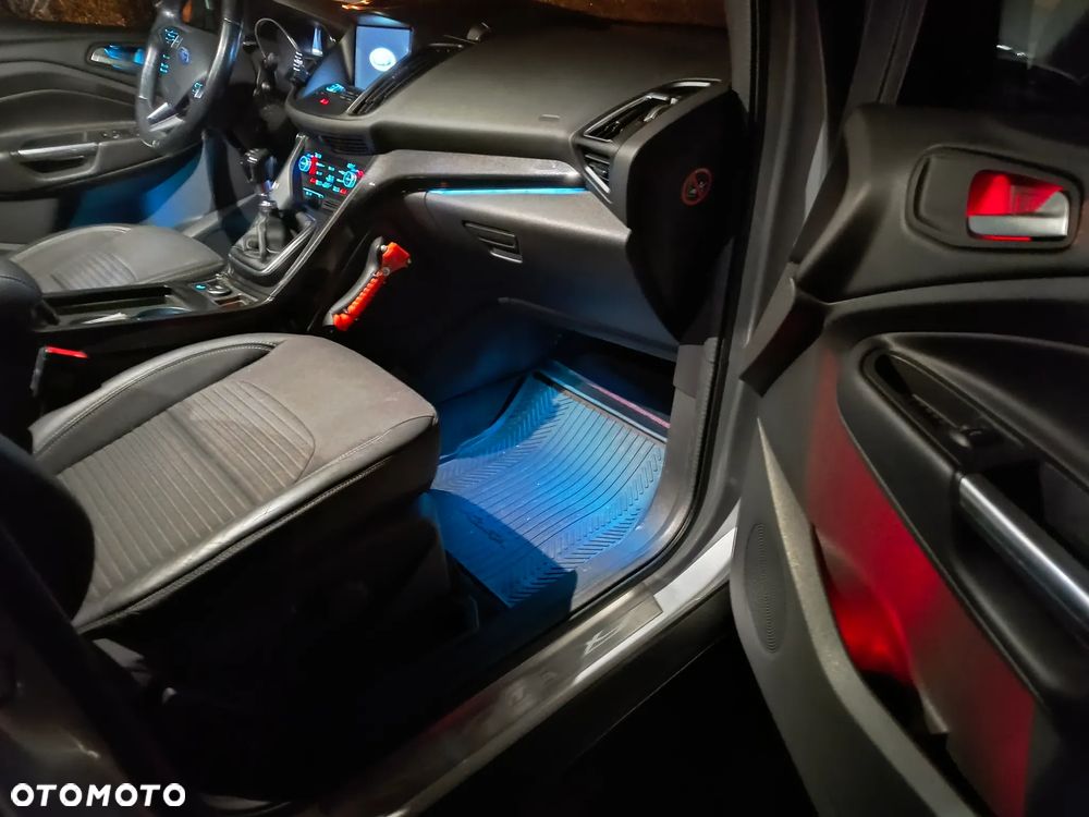 Ford Kuga 2.0 TDCi 4WD Titanium - 3