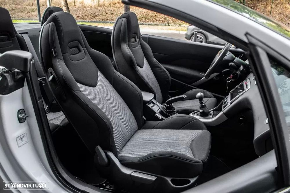 Peugeot 308 CC 1.6 e-HDi Sport - 24