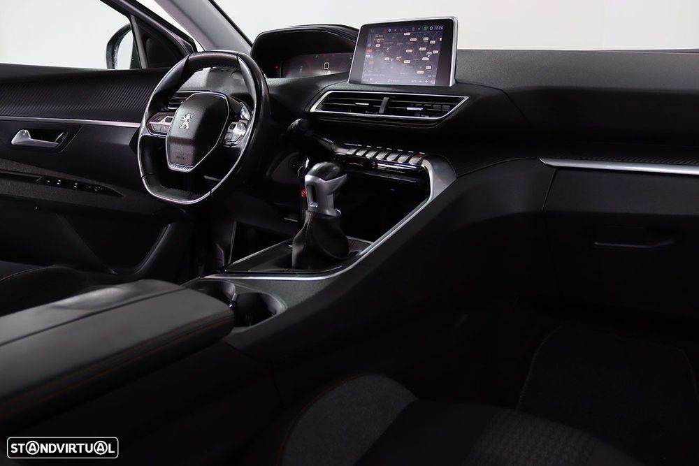 Peugeot 3008 1.2 PureTech Allure - 12