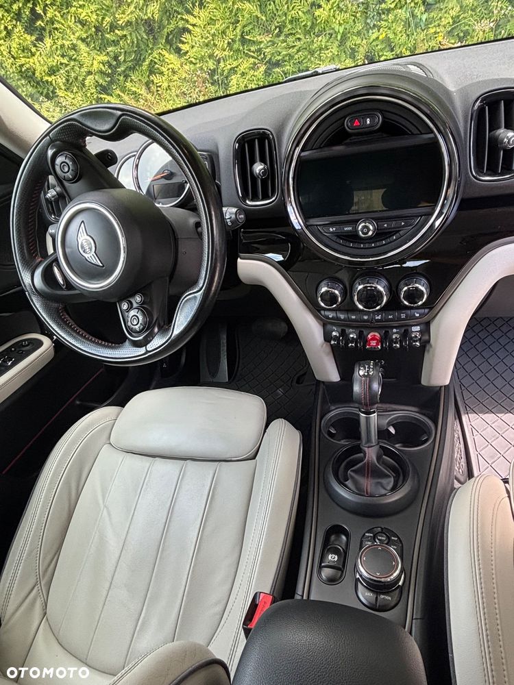 MINI Countryman Cooper S ALL4 - 16