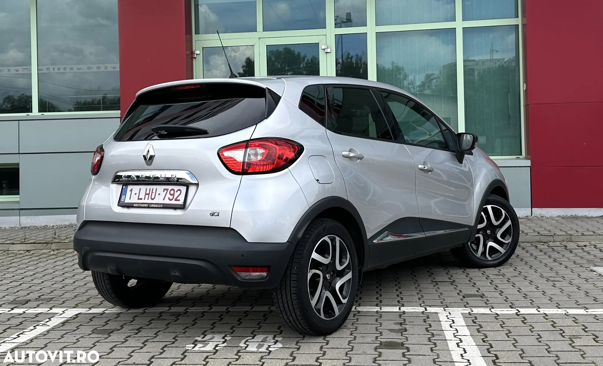 Renault Captur - 6